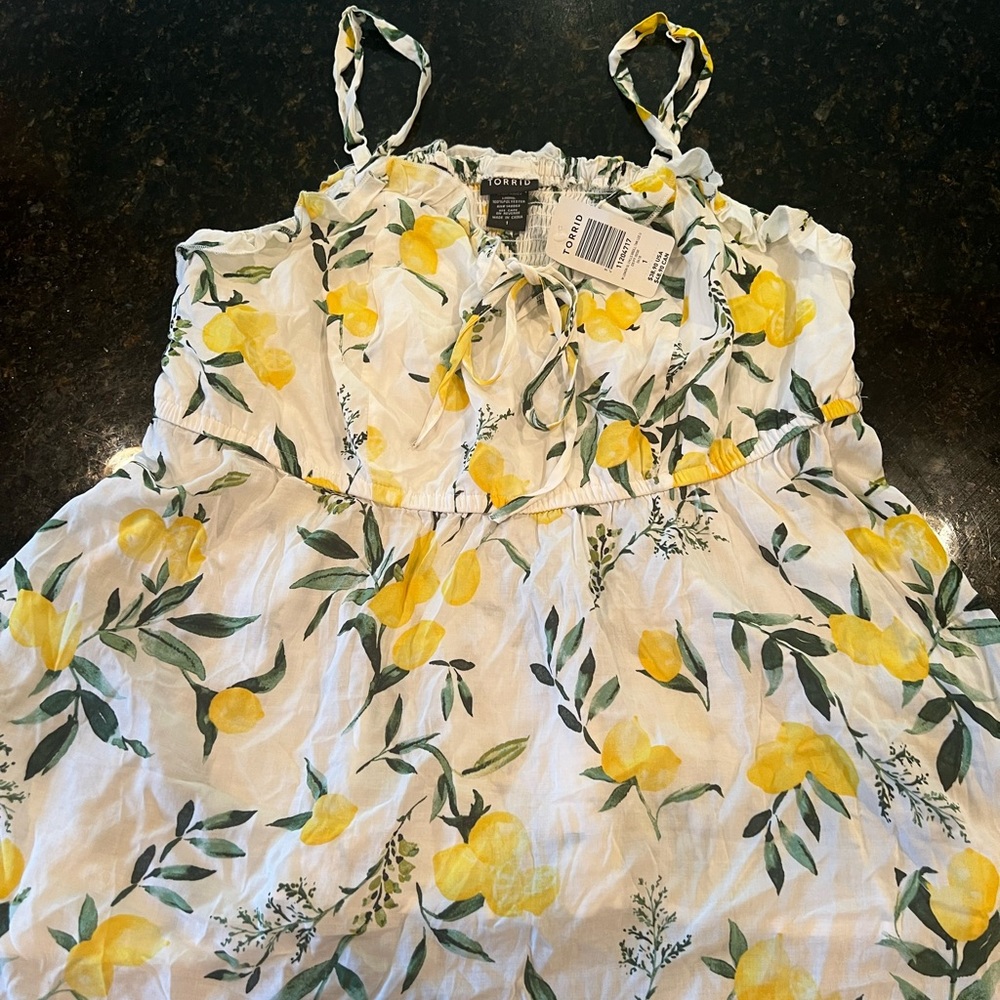 Torrid Lemon Top